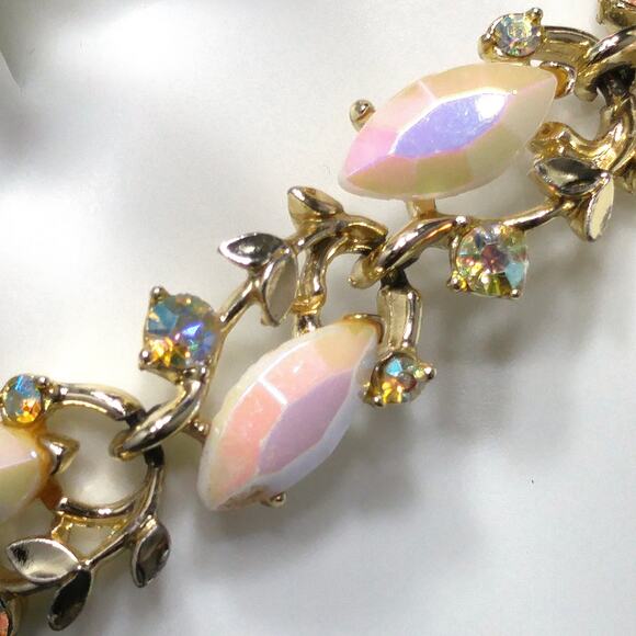 Vintage 1960s Signed White Fire Polished Rhinestone Bracelet - Picture 3 of 10